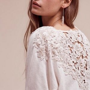 Anthropologie Meadow Rue Bria sweatshirt